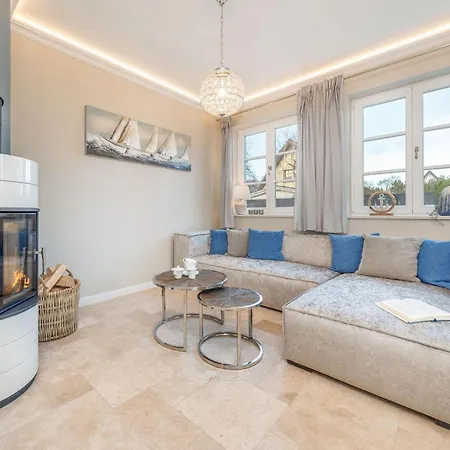 Zingst Apartment *